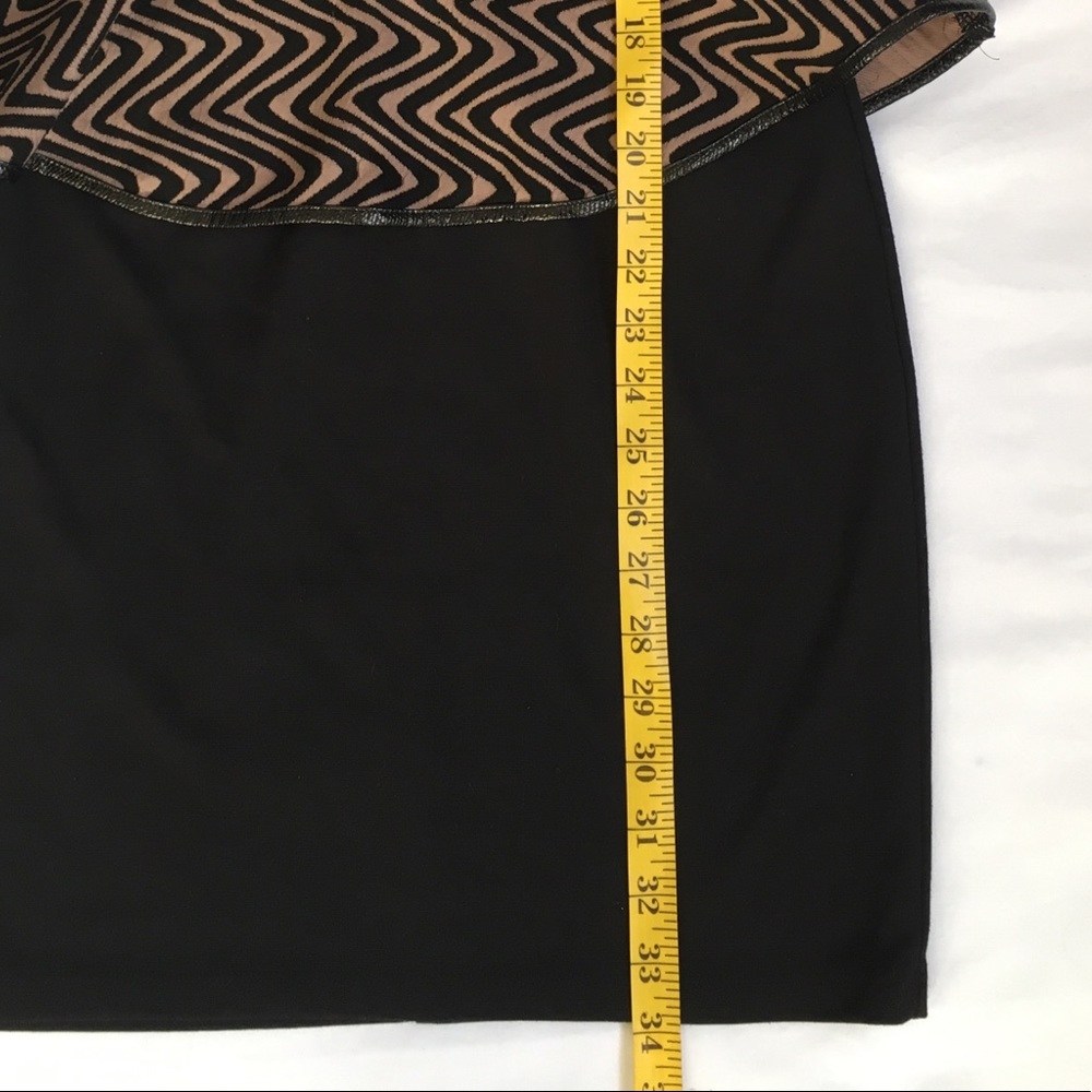 ENFOCUS  Peplum Plunge Neck Pencil Dress Size 4 - Picture 5 of 7